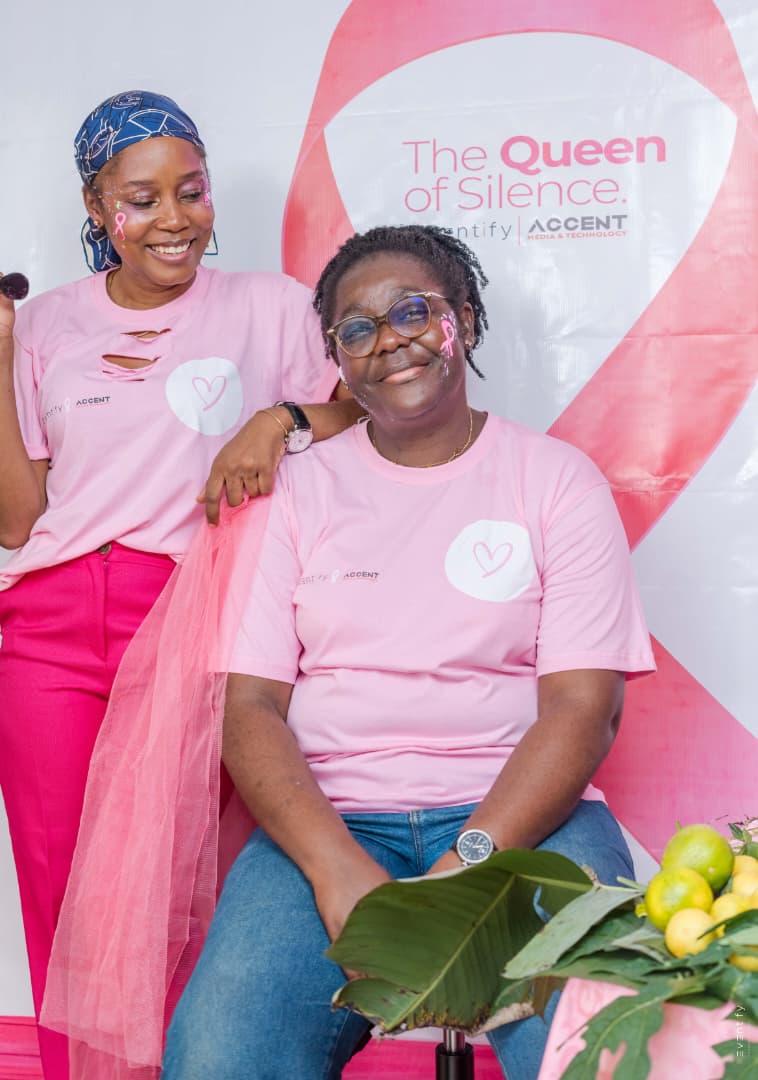 Équipe dirigeante et ambassadrices The Queen of Silence